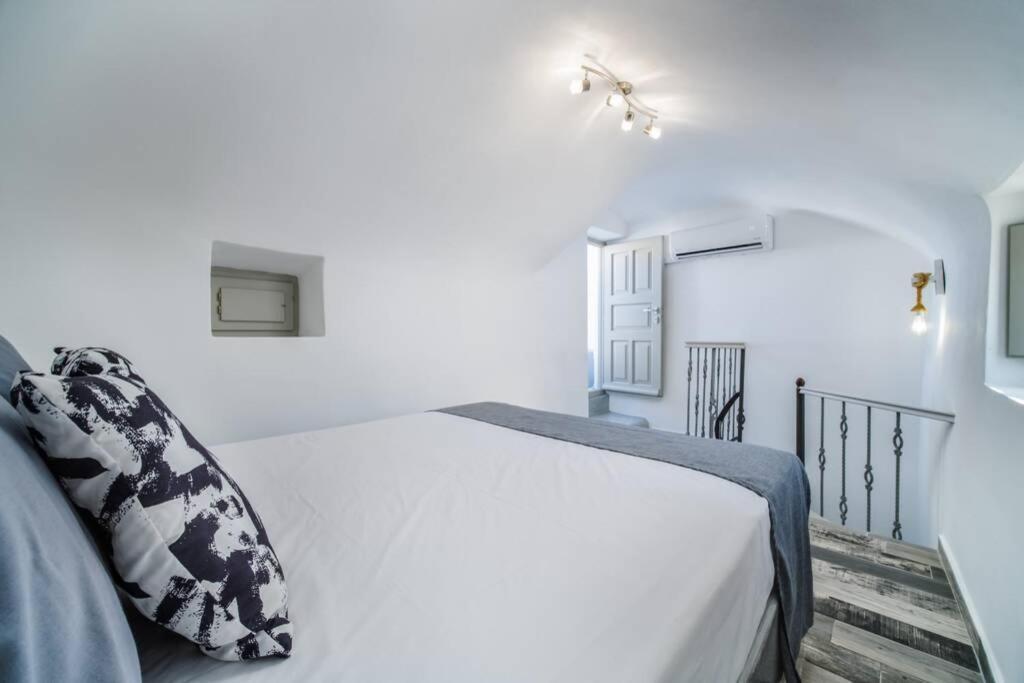 Villa Brouzos - Traditional Maisonette&Sea View Emporio  Esterno foto